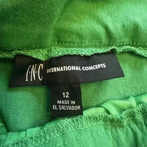 Shorts Bundle of 2 Green Chino J Crew/ I-N-C Womens Sz 12 Casual Wicked Alphaba - Picture 8 of 13